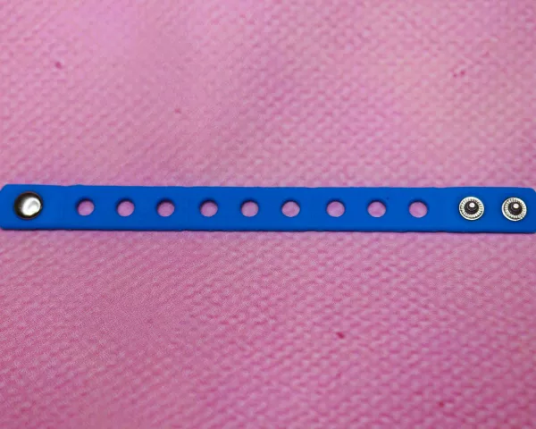 Pulsera niños azul - Imagen 3