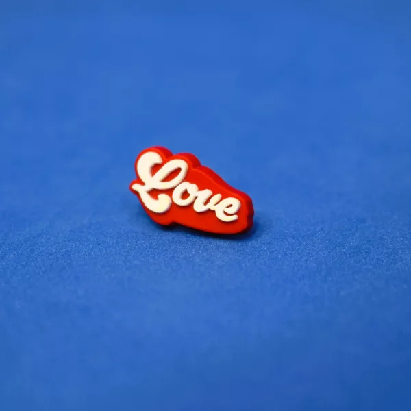Dije correa reloj Love